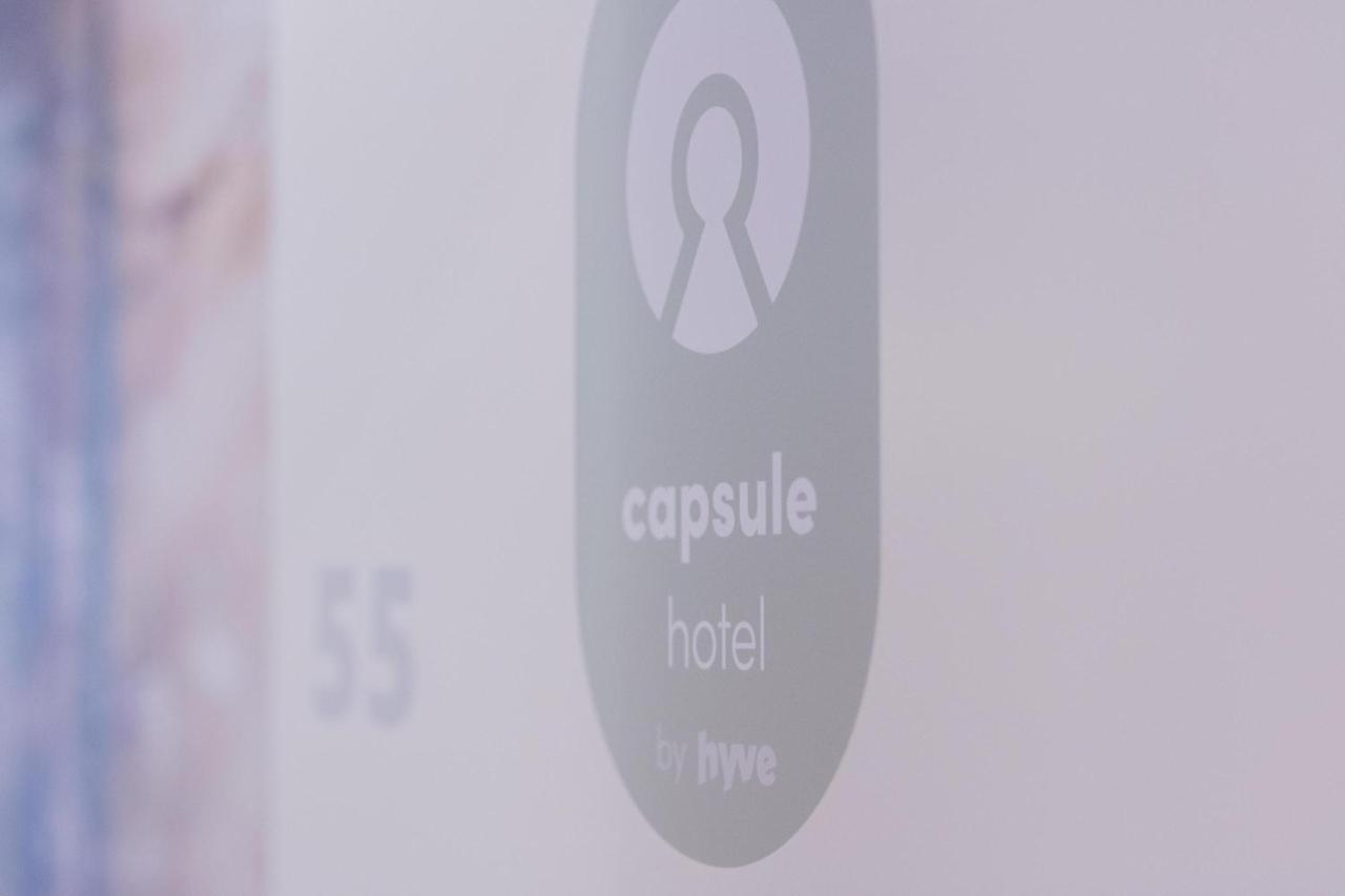 Capsule Hotel By Hyve Базель Экстерьер фото